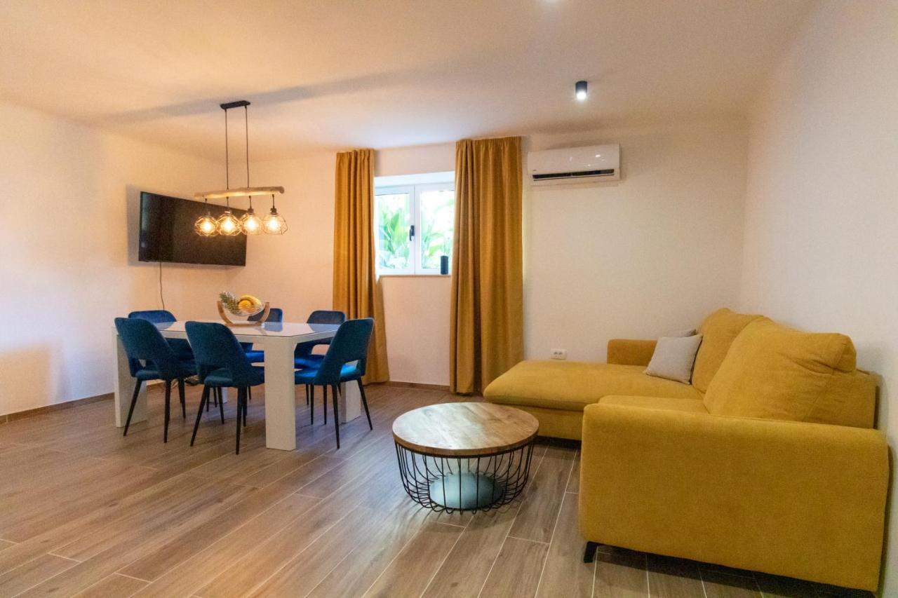 Lily Split Center Apartment ภายนอก รูปภาพ